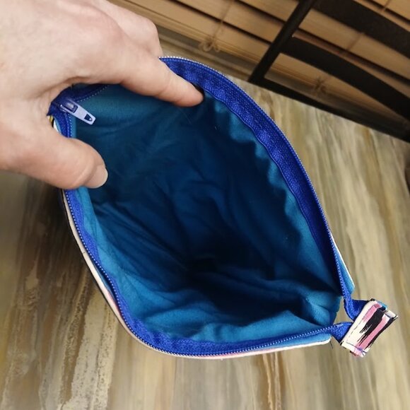 Nwt Padded e-reader iPad electronics sleeve Case Protective cover Zip top - Picture 9 of 16